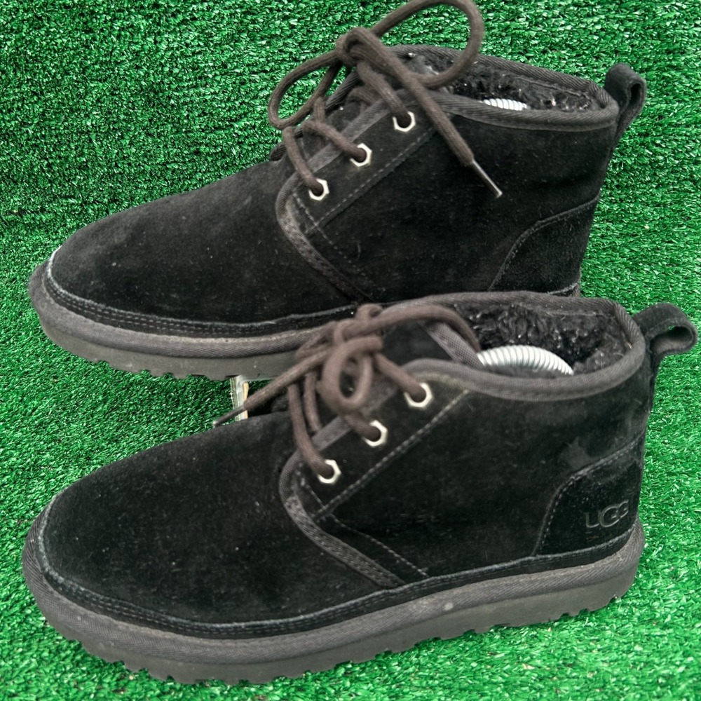 UGG Neumel Black Suede Lace Up Chukka Boots 1094269 Womens 8